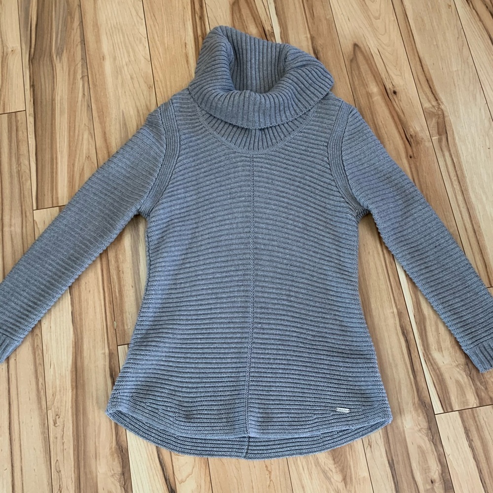 EUC Calvin Klein grey cowl neck sweater